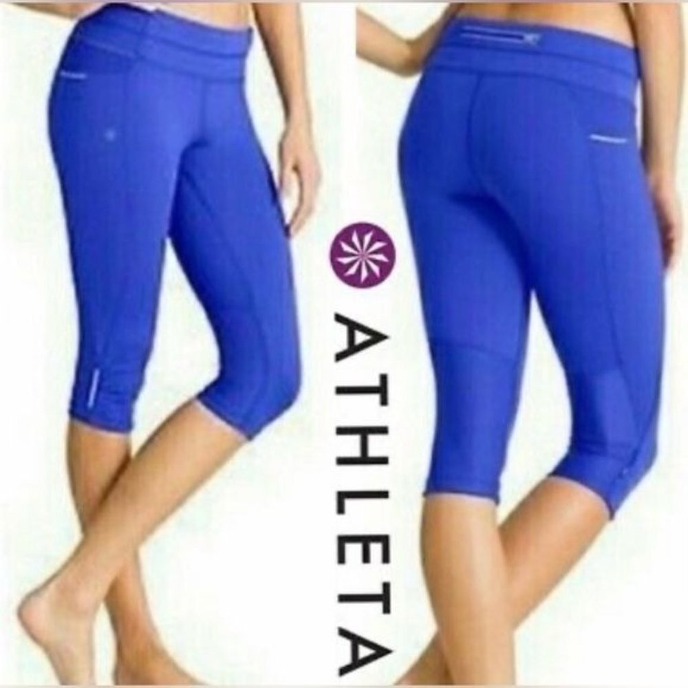 Athleta Women Size S Dark Blue Dooby Be Free‎ Reflective Capri Athletic Pants